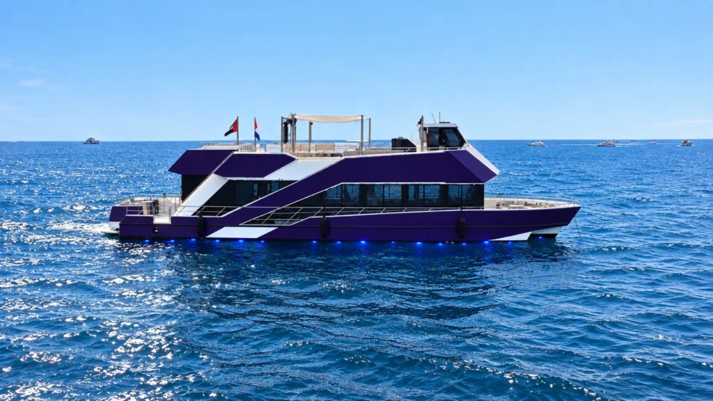 SECRET 02 88 ft yacht rental Dubai